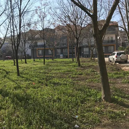Διαμέρισμα Quiet Cozy Close To Metro/subway Nilufer