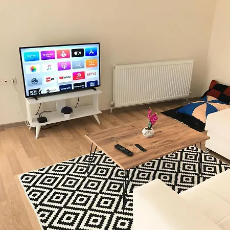 Διαμέρισμα Quiet Cozy Close To Metro/subway